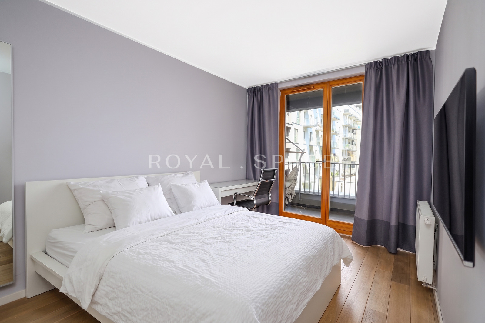 Stylowy apartament z 2 balkonami | MOCAK