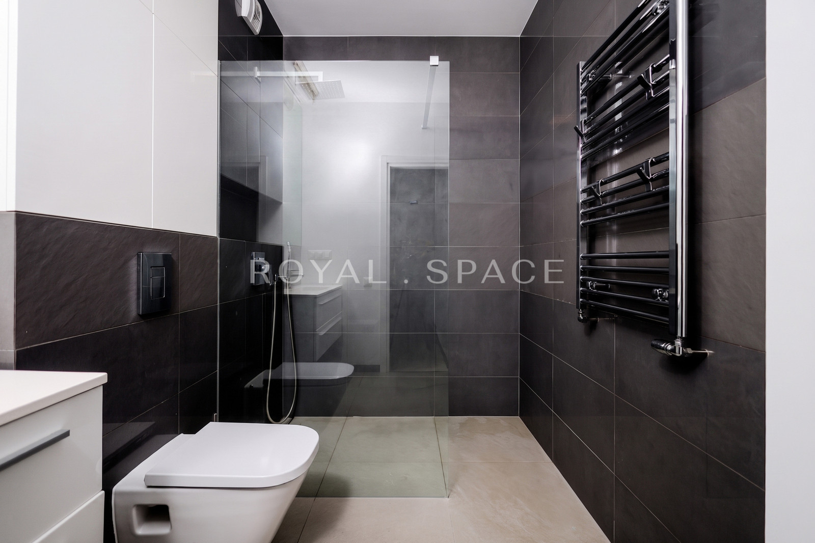 Stylowy apartament z 2 balkonami | MOCAK