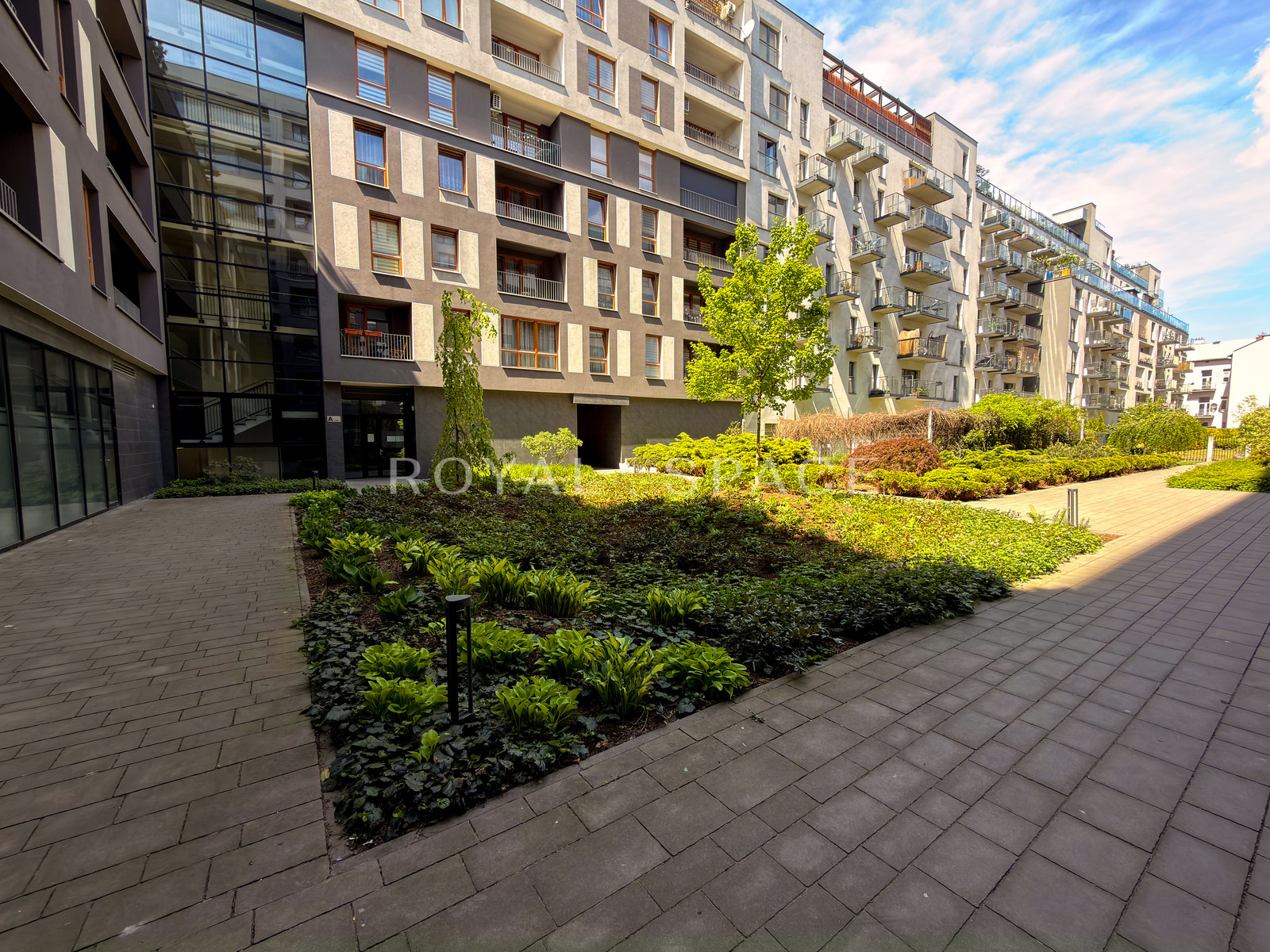 Stylowy apartament z 2 balkonami | MOCAK