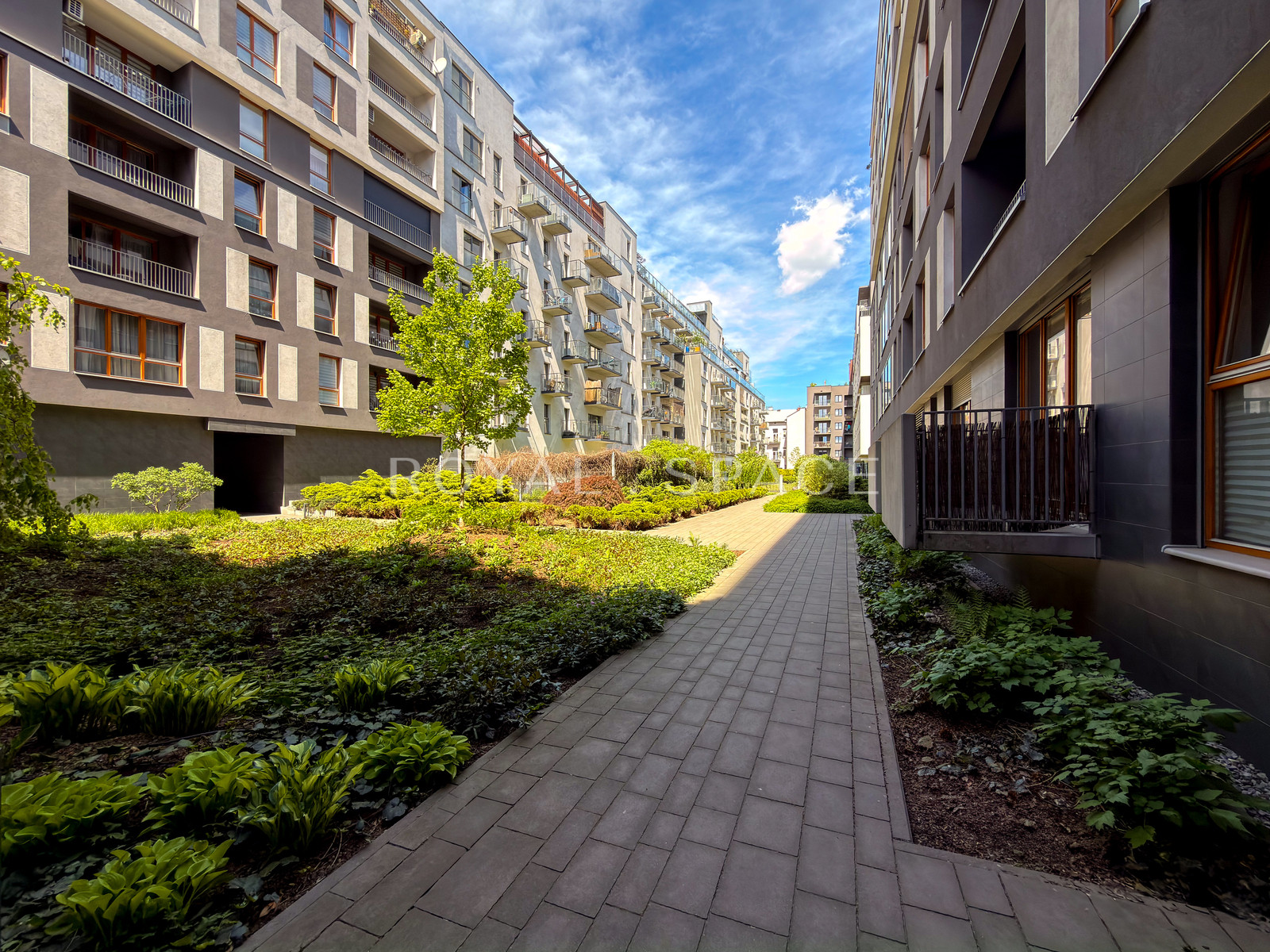 Stylowy apartament z 2 balkonami | MOCAK