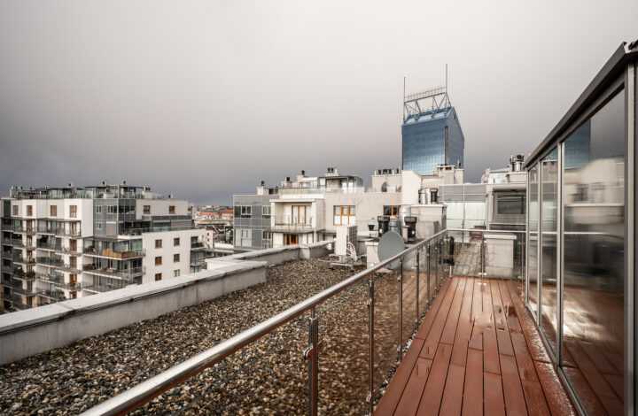 Apartament z tarasem i ogrodem zimowym na dachu!