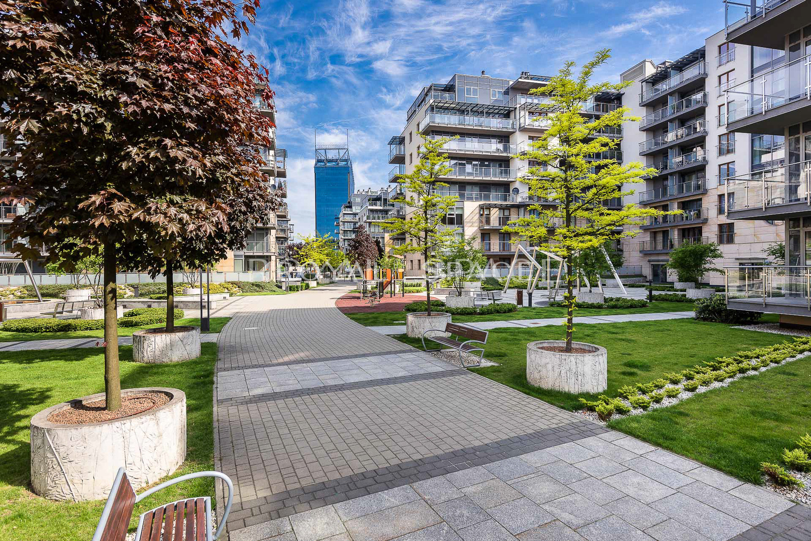 Apartament z tarasem i ogrodem zimowym na dachu!