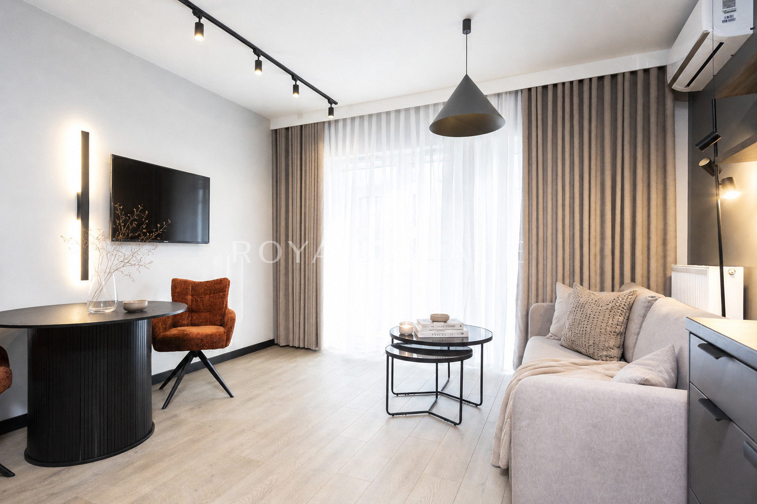 Modern Studio by the Park | BELG