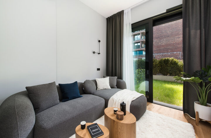 Stylish Apartment with Private Gardens | NOHO