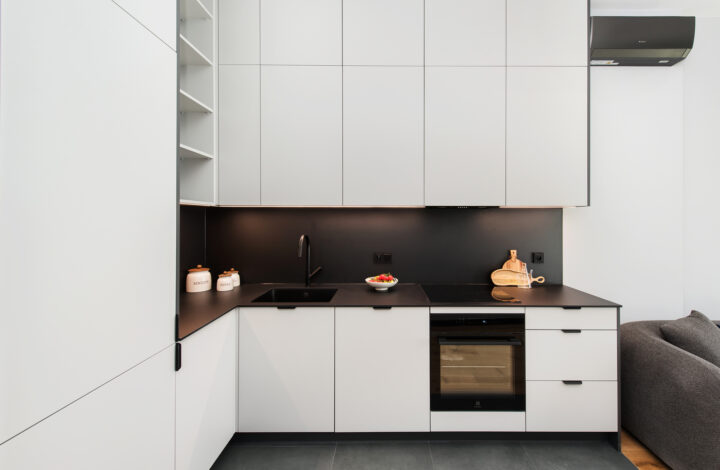 Stylish Apartment with Private Gardens | NOHO