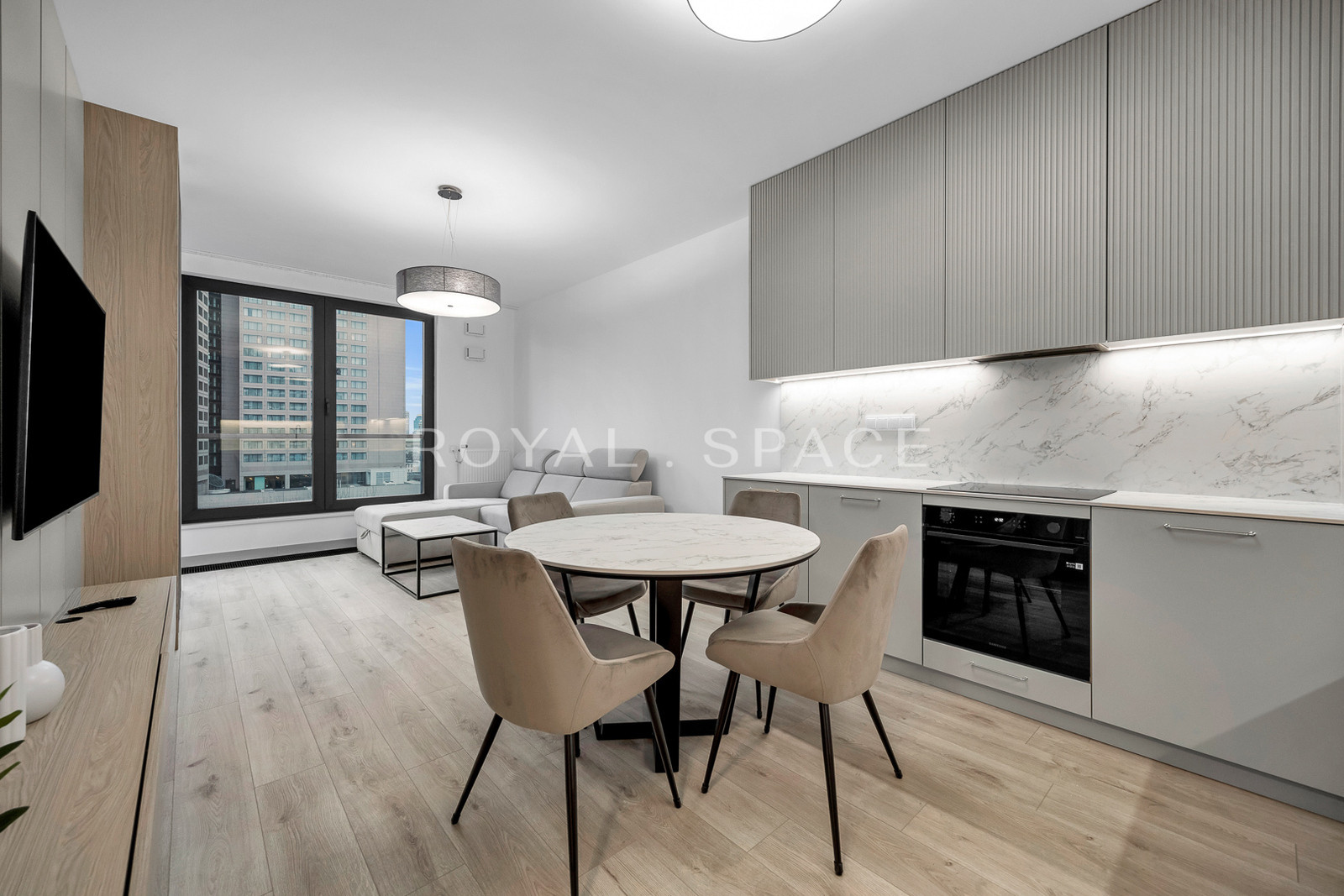 Elegancki apartament z loggią na Woli!