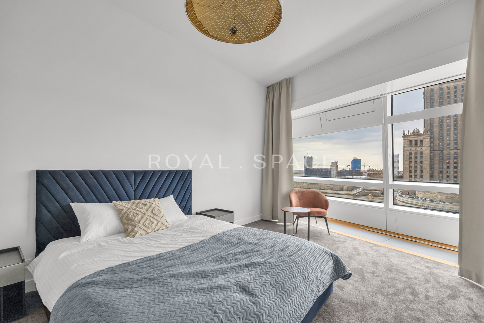 4 pokojowy apartament na Złotej 44!