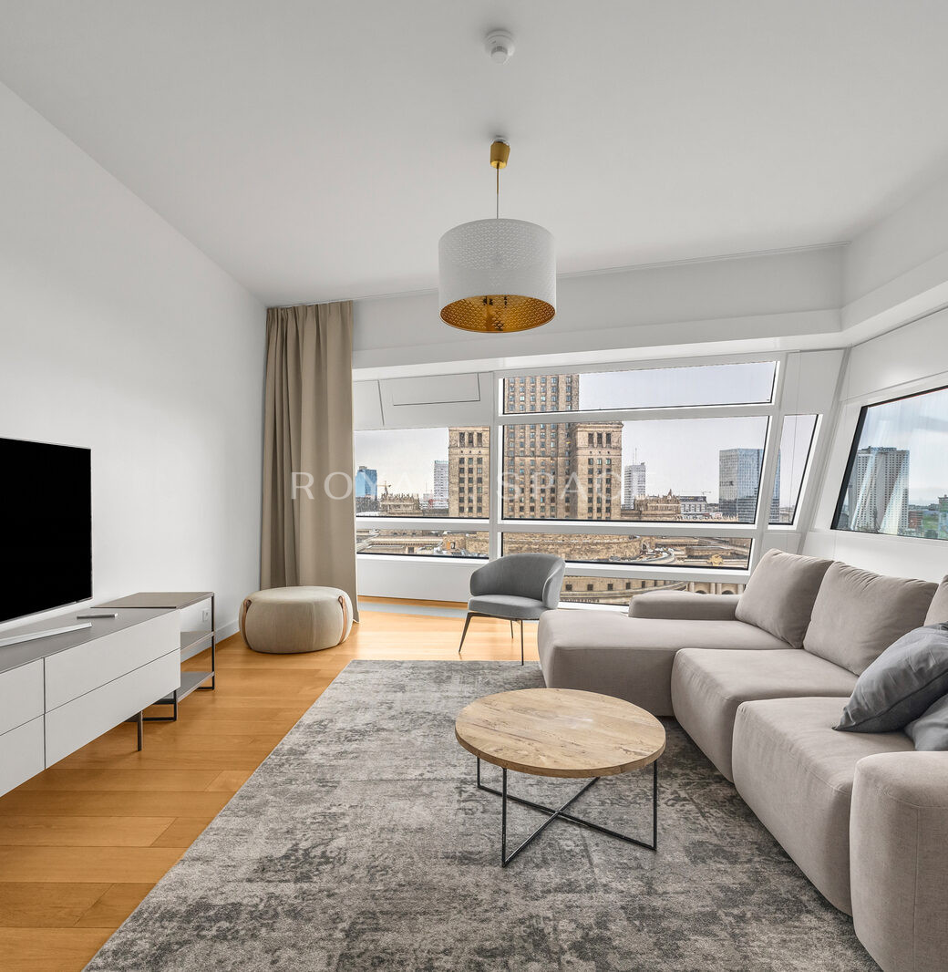 4 pokojowy apartament na Złotej 44!