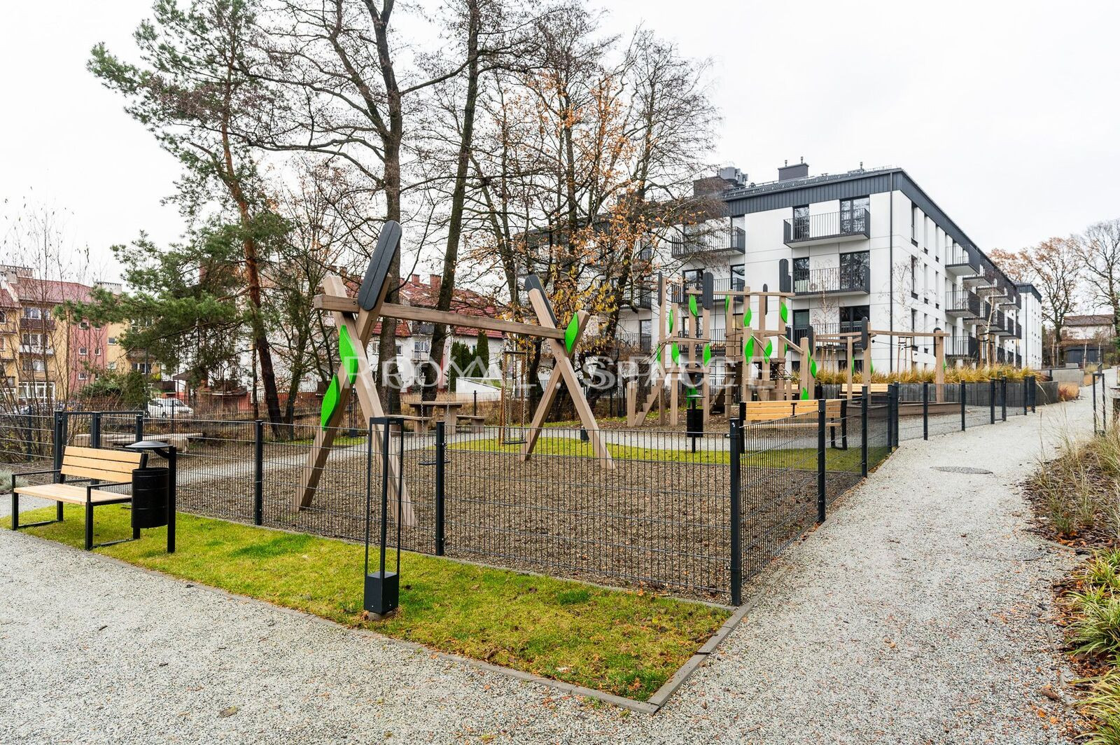 Nowe mieszkanie z balkonem i parkingiem!