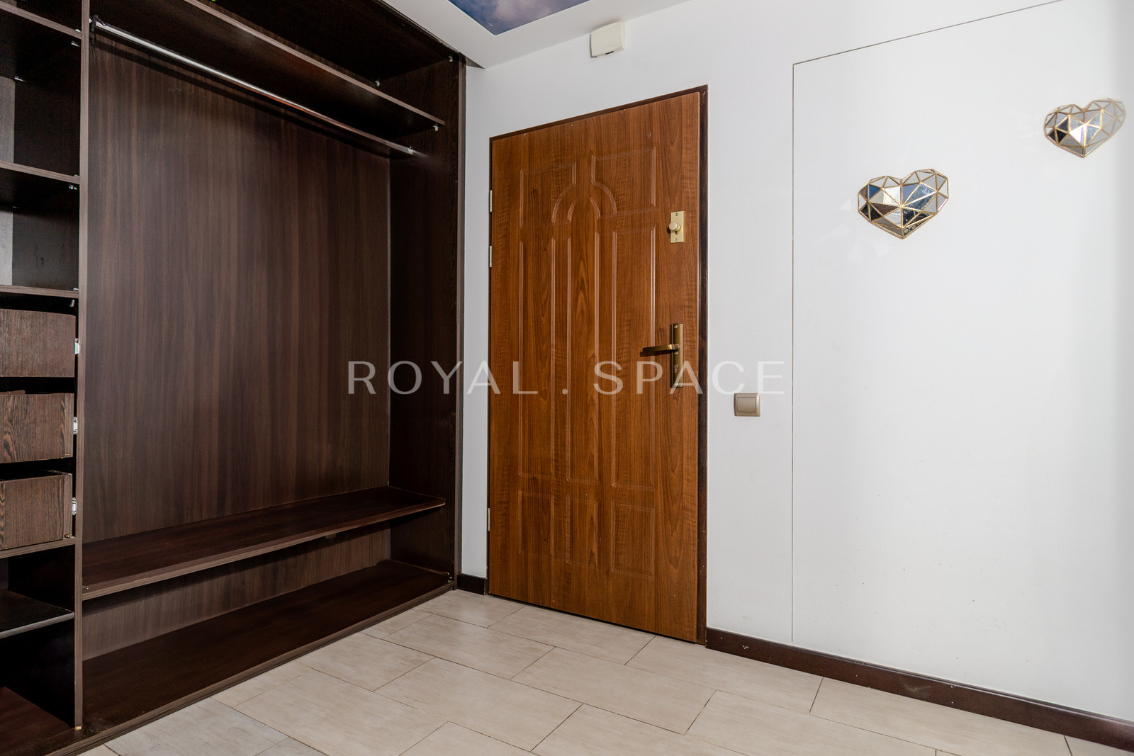 4-Room Apartment Near Bagry Lagoon