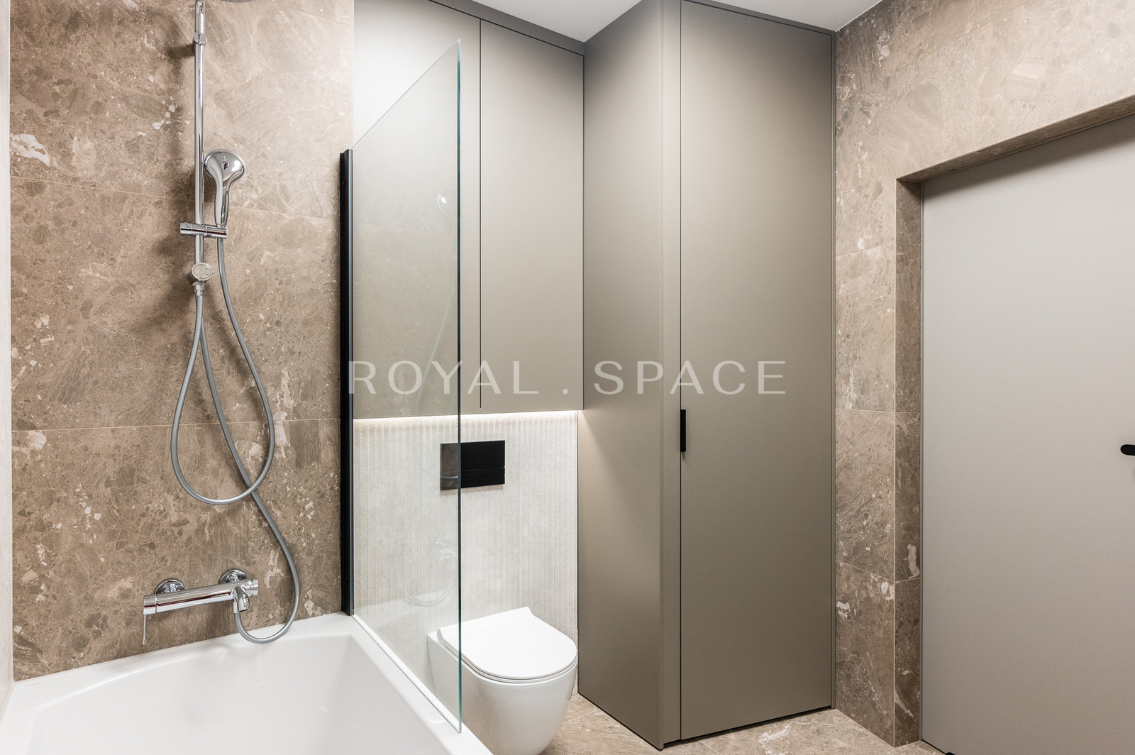 Beautiful flat with 4 rooms near the Bagry lagoon!