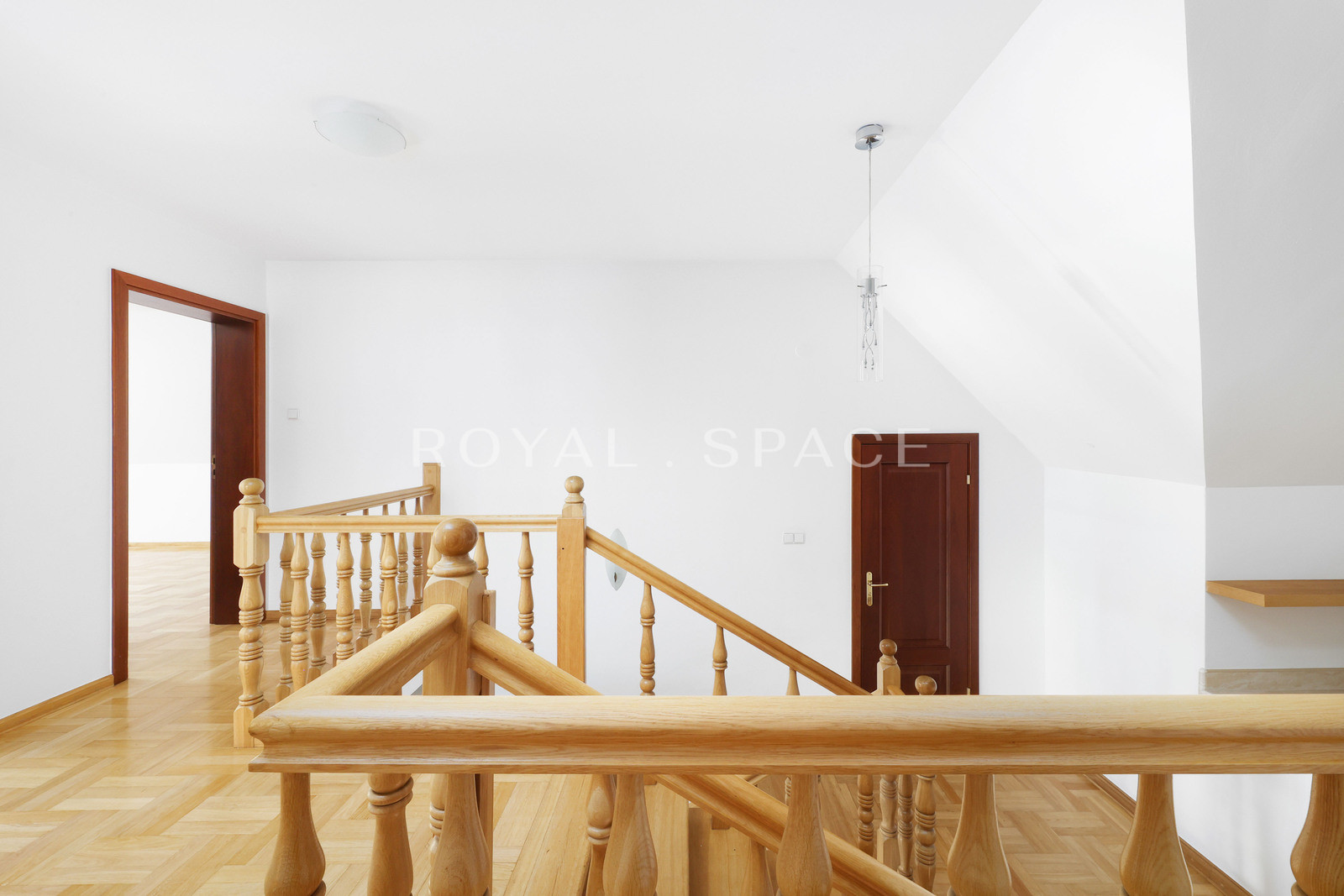 Spacious house in the center of Wola Justowska!