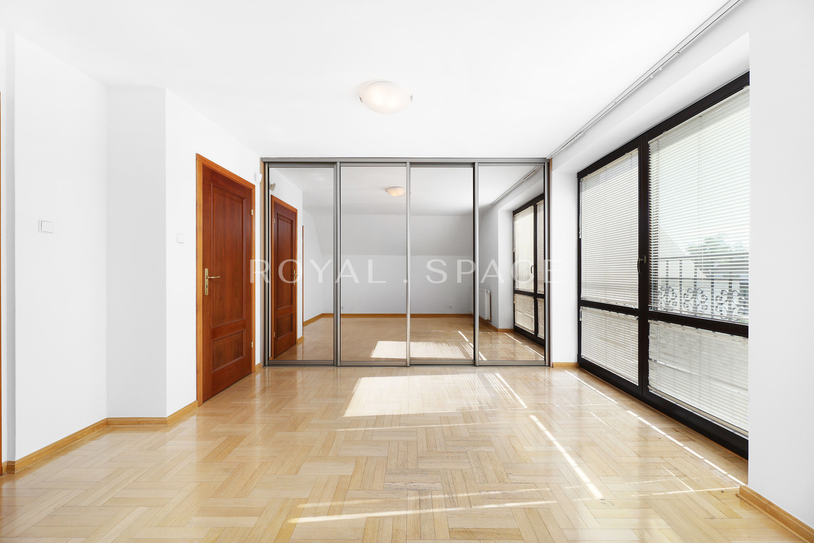 Spacious house in the center of Wola Justowska!