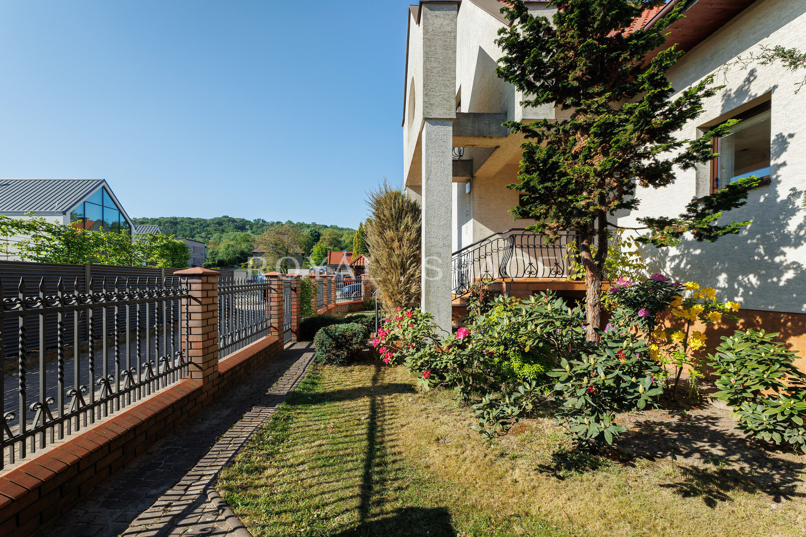 Spacious house in the center of Wola Justowska!