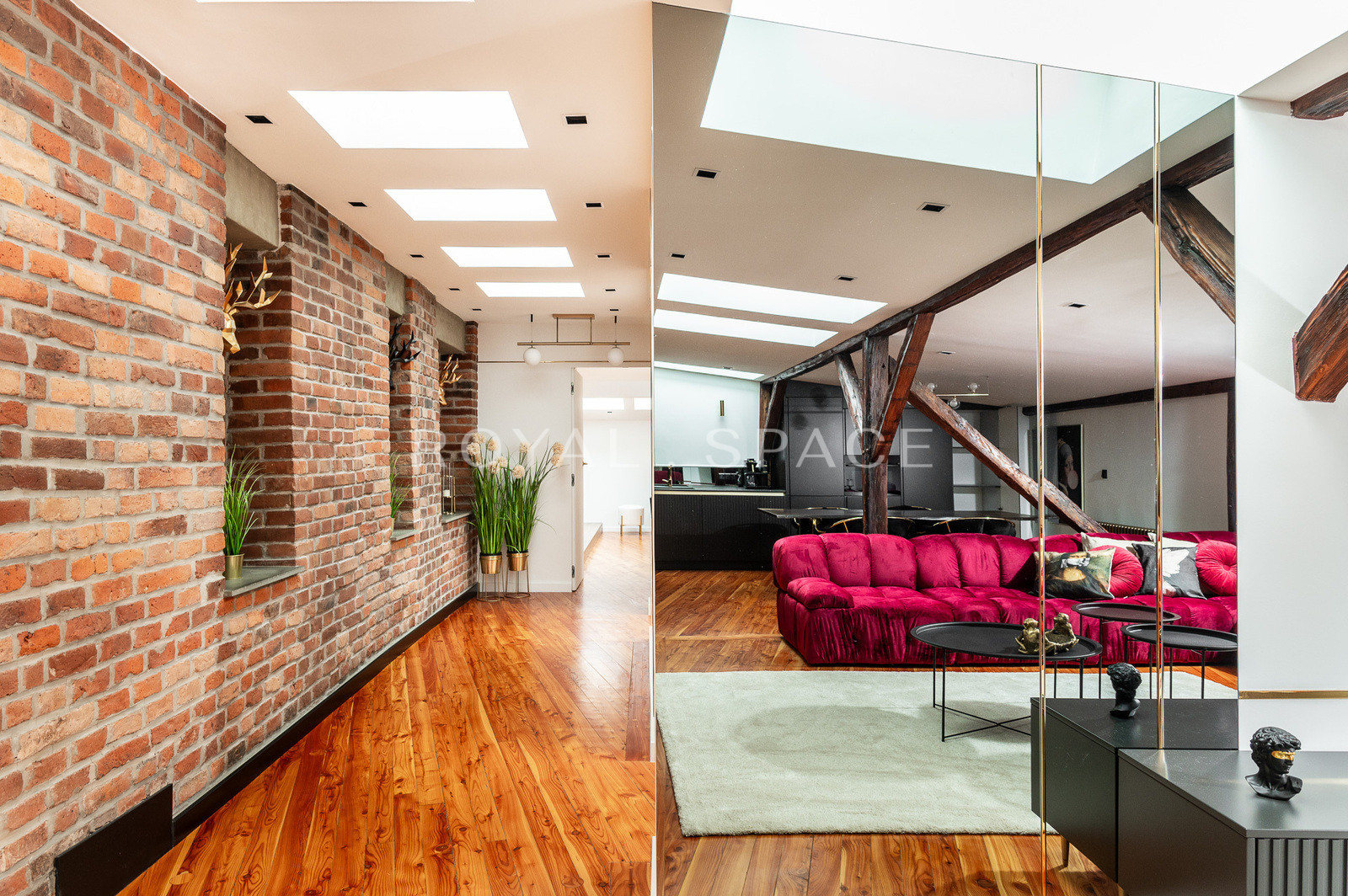 Designer Apt | City centre | Sauna and Jacuzzi!