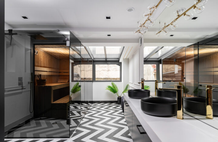 Designer Apt | City centre | Sauna and Jacuzzi!