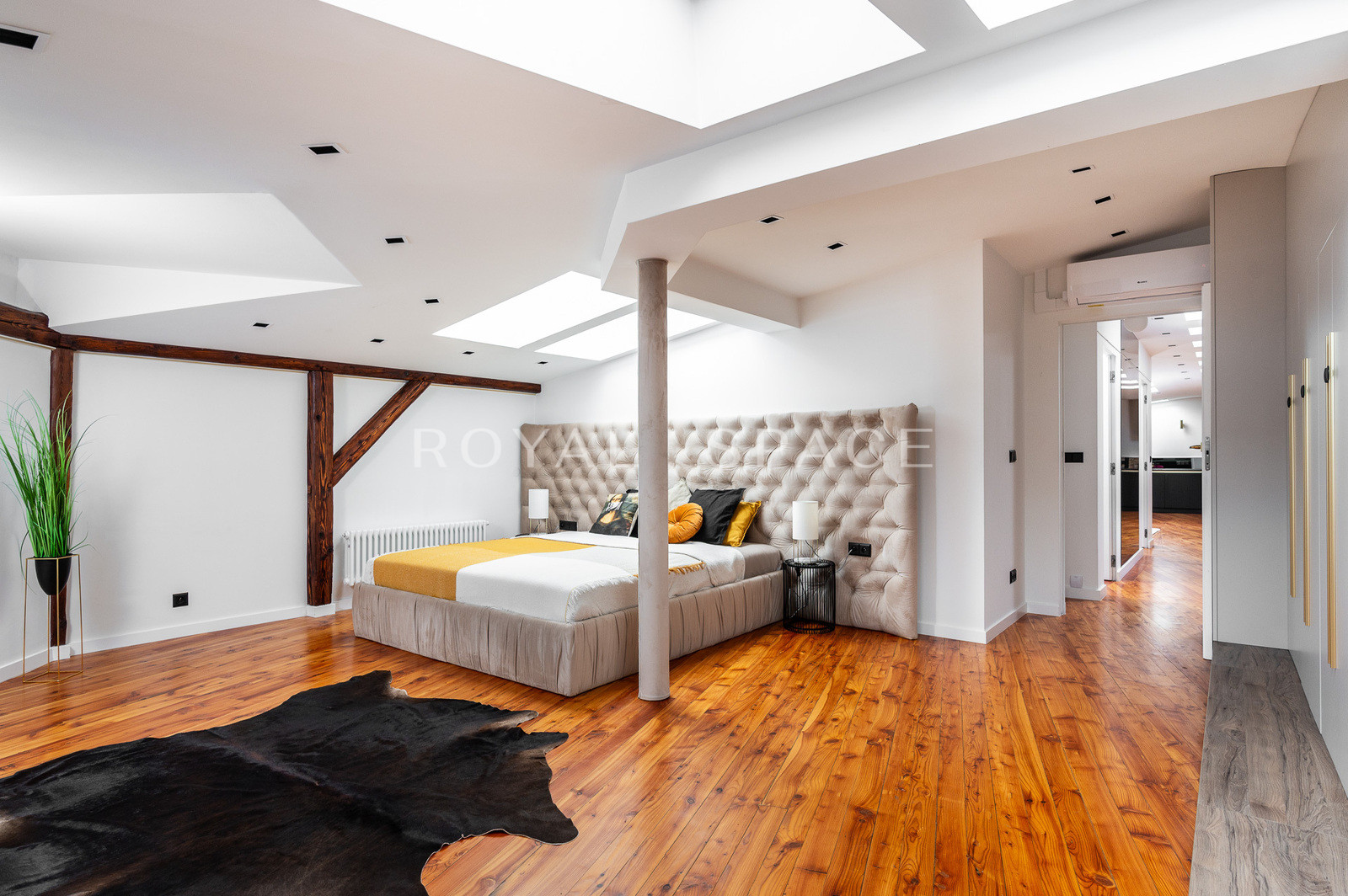 Designer Apt | City centre | Sauna and Jacuzzi!
