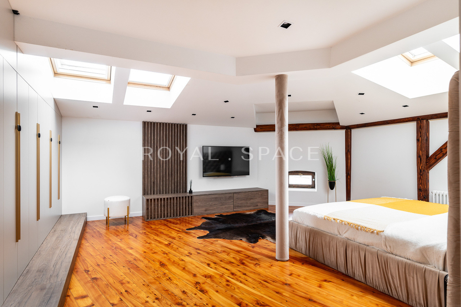 Designer Apt | City centre | Sauna and Jacuzzi!