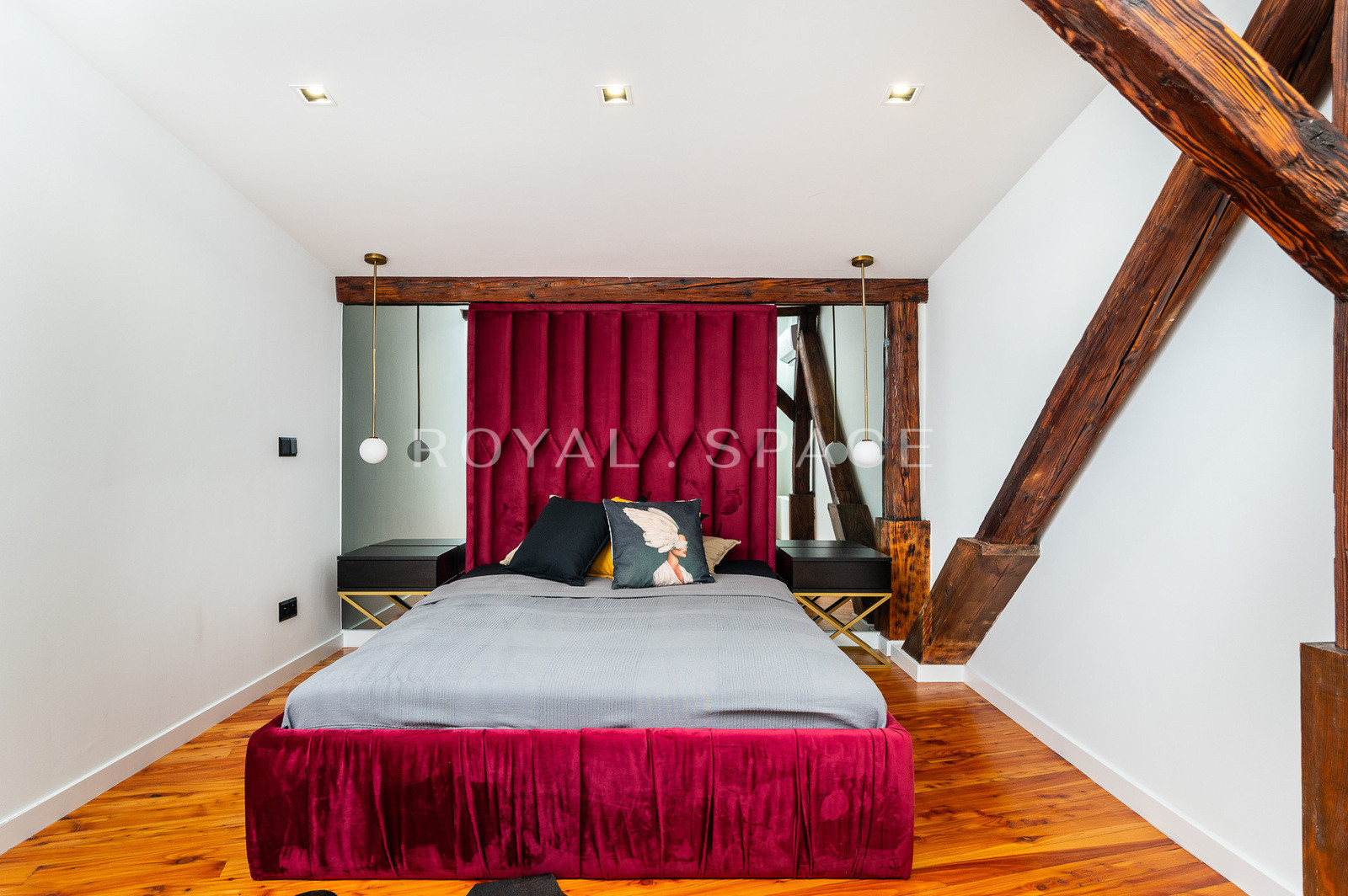 Designer Apt | City centre | Sauna and Jacuzzi!