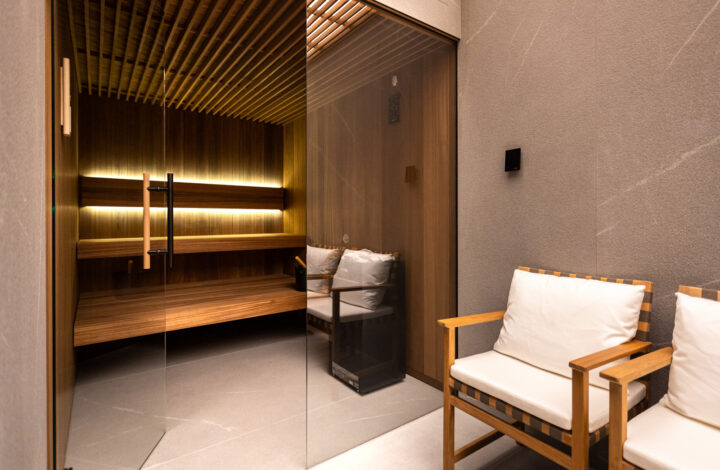 Penthouse | 10 piętro | Południe i Zachód | 300 cm