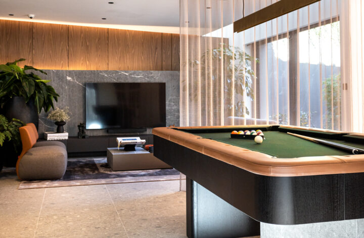 Penthouse | 10 piętro | Południe i Zachód | 300 cm
