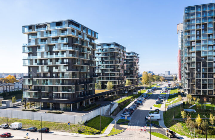 Penthouse | 10 piętro | Południe i Zachód | 300 cm