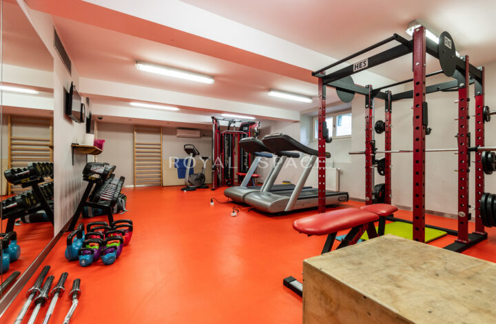 Apartament w kamienicy | przy Plantach