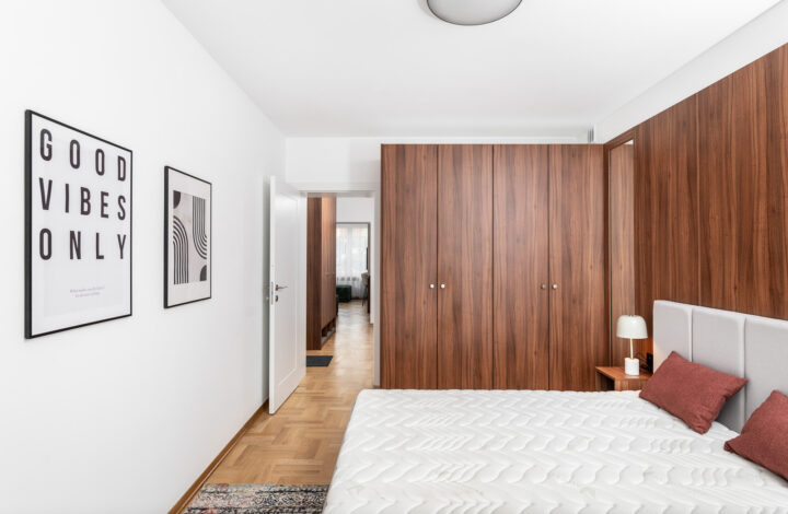 Mid-century style apartment in the center!