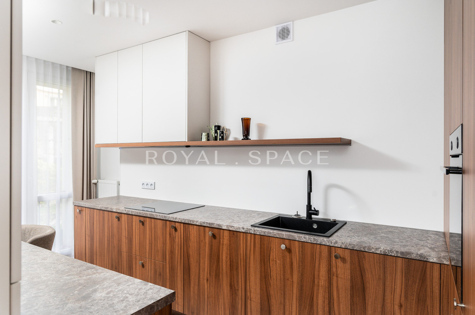 Mid-century style apartment in the center!