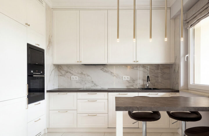 Elegancki apartament z tarasem z widokiem na Wisłę