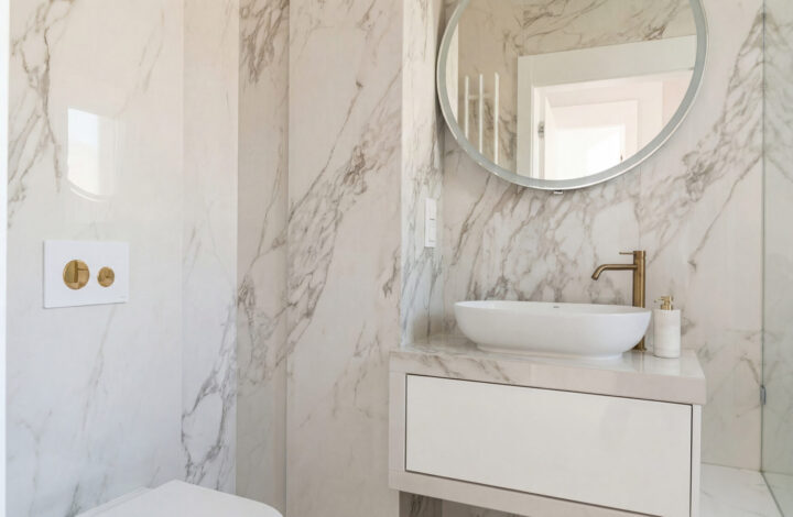 Elegancki apartament z tarasem z widokiem na Wisłę