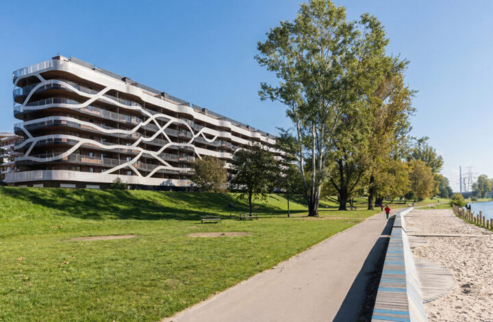 Elegancki apartament z tarasem z widokiem na Wisłę