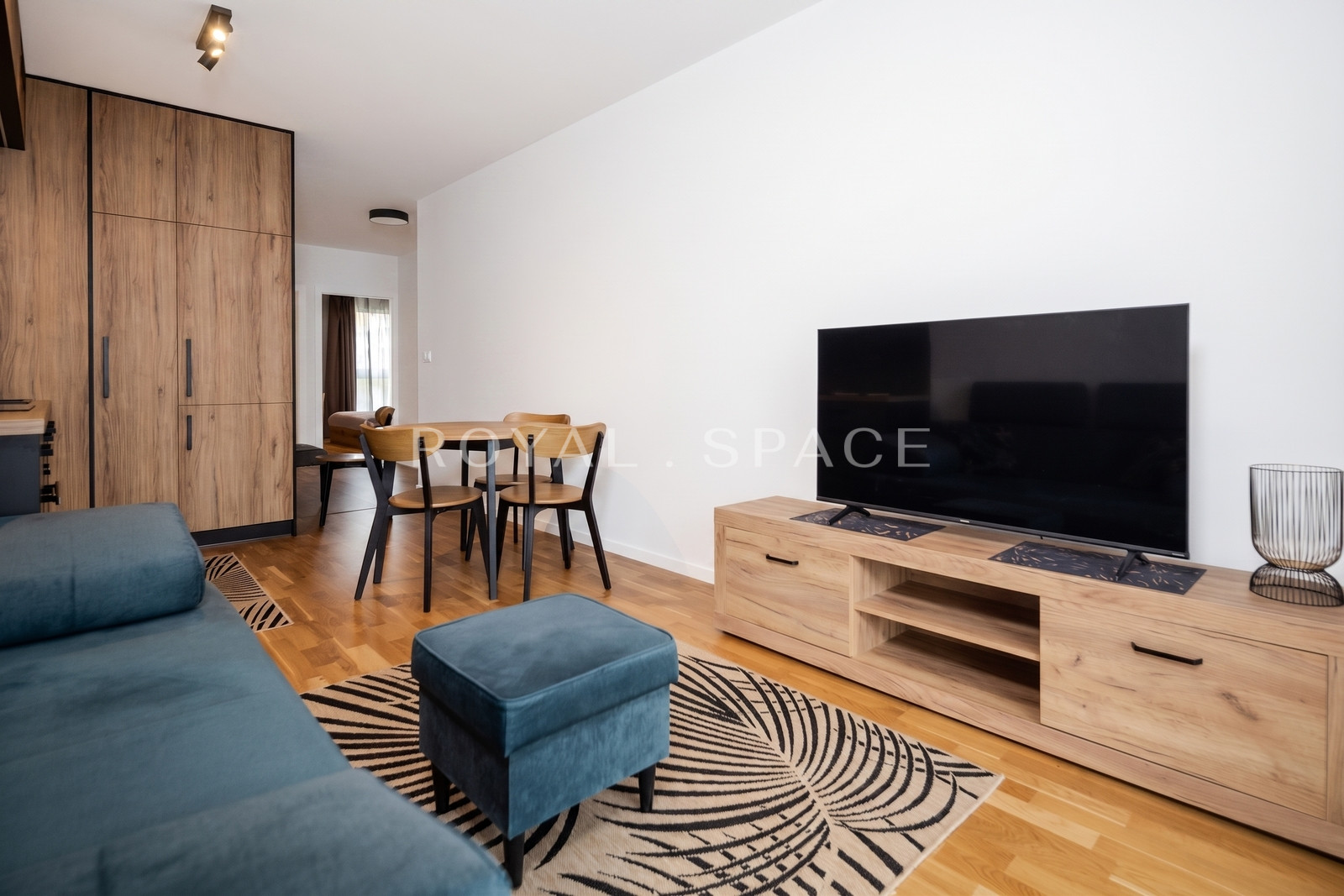 Modern 3-room apartment near the Wisła River!