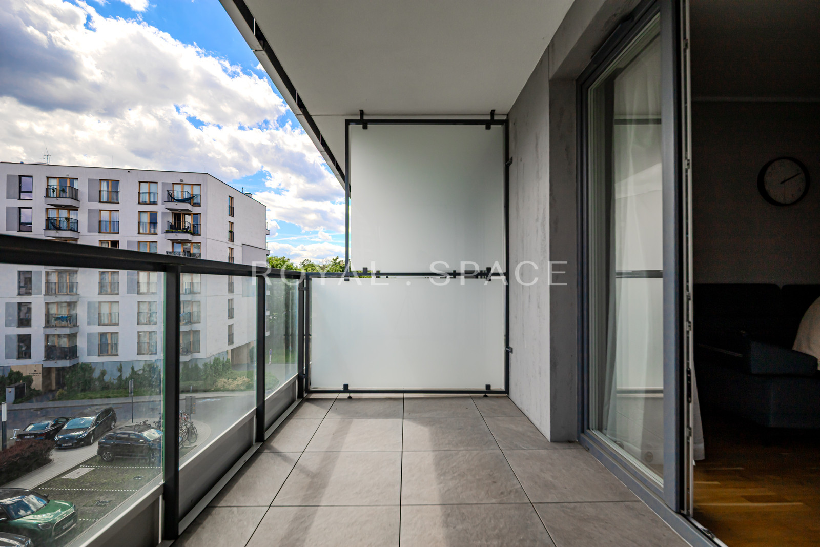 Modern 3-room apartment near the Wisła River!