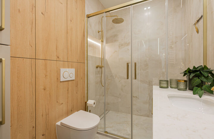 Modern Apartment in the Heart of Warsaw | Chmielna