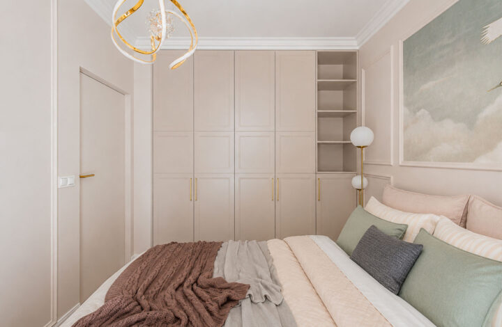 Modern Apartment in the Heart of Warsaw | Chmielna