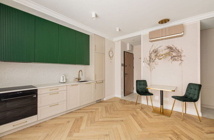 Modern Apartment in the Heart of Warsaw | Chmielna