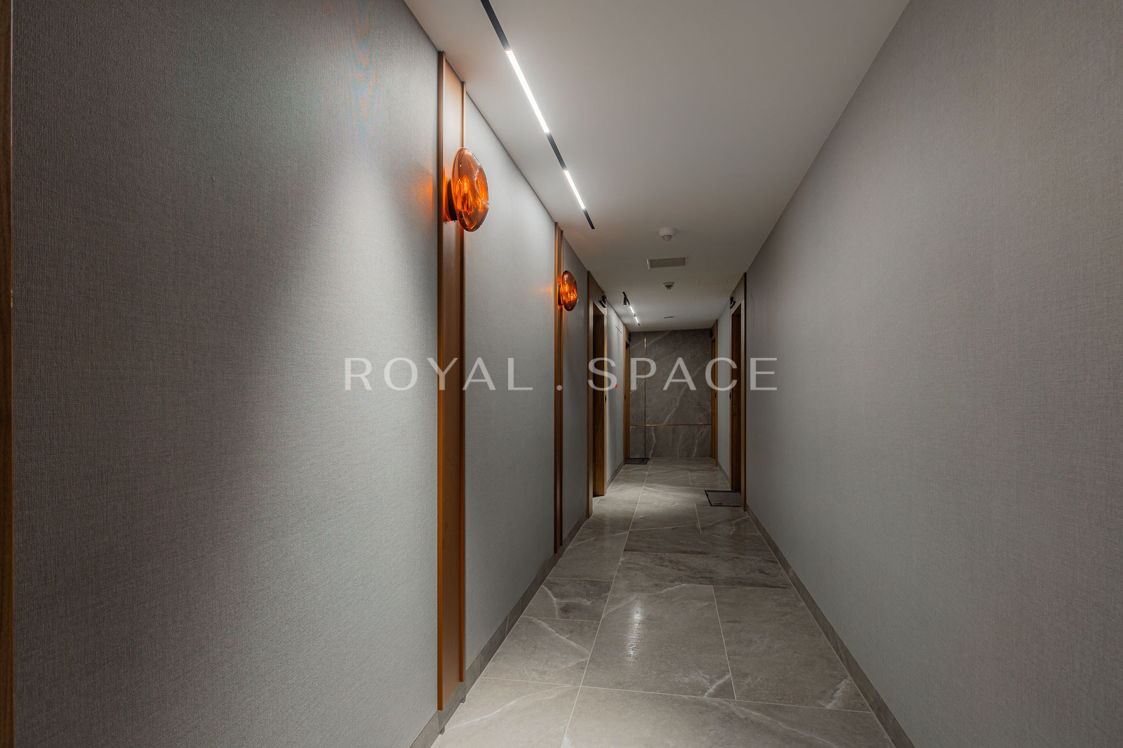 Modern Apartment in the Heart of Warsaw | Chmielna