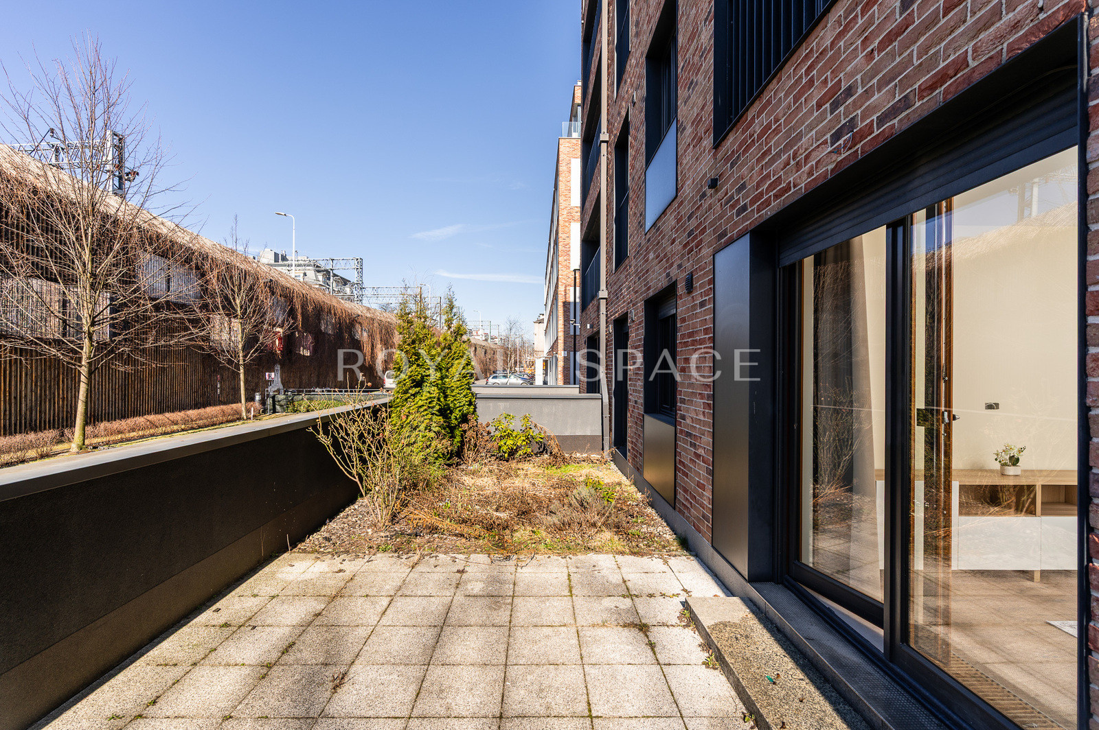 Apartment with Garden in Browar Lubicz