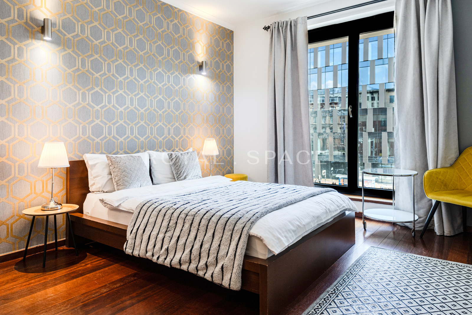 Beautiful apartment in Angel City!
