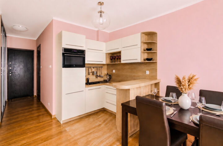 Duże studio z  balkonem na Wiślanych Tarasach 1.0