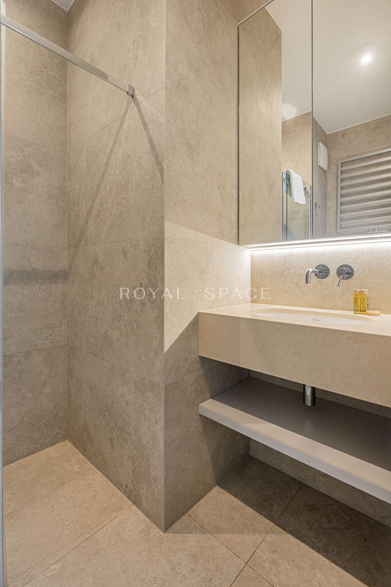 Luksusowy apartament z loggią | Domaniewska 24