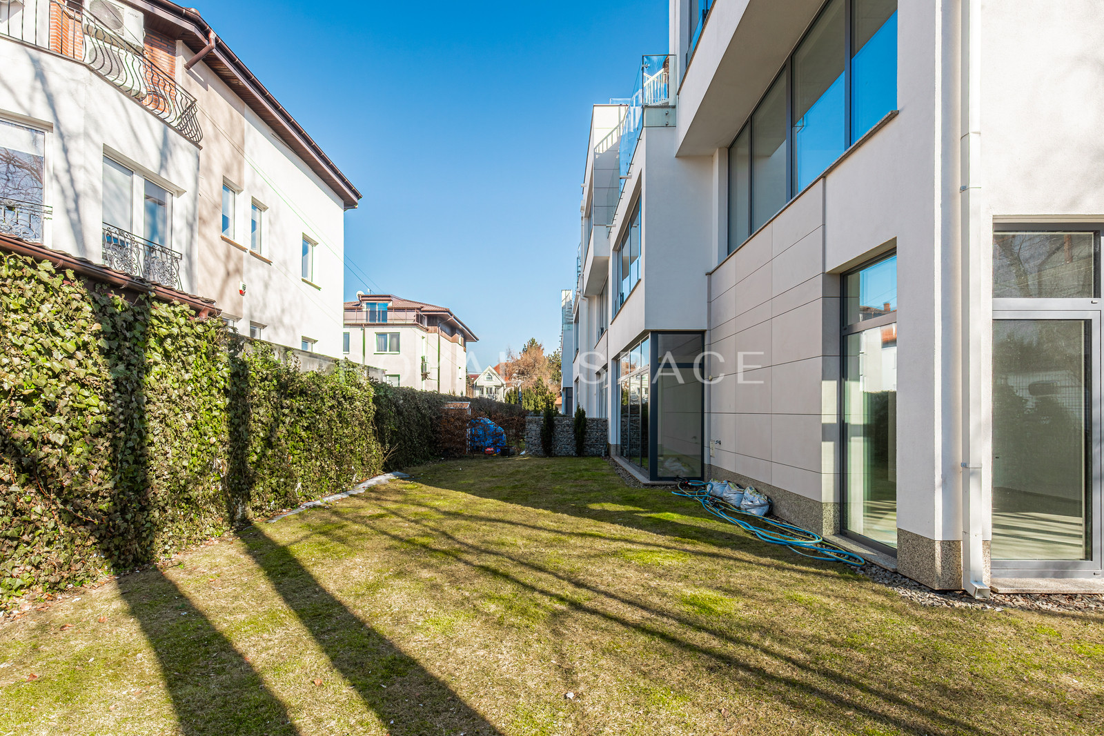 Modern House with Terrace in Wilanów
