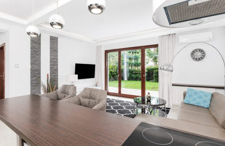 Spacious Apartment with a Private Garden!