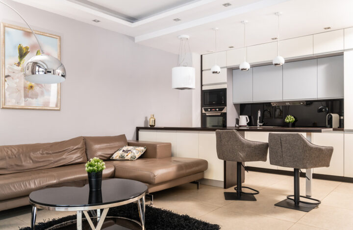 Spacious Apartment with a Private Garden!