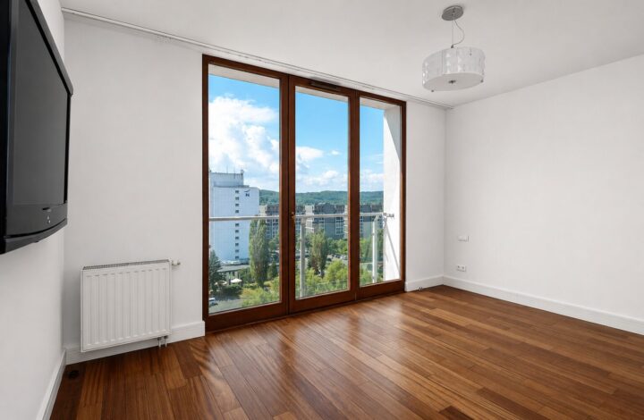 Apartament z przeszkleniami w Tarasy Verona