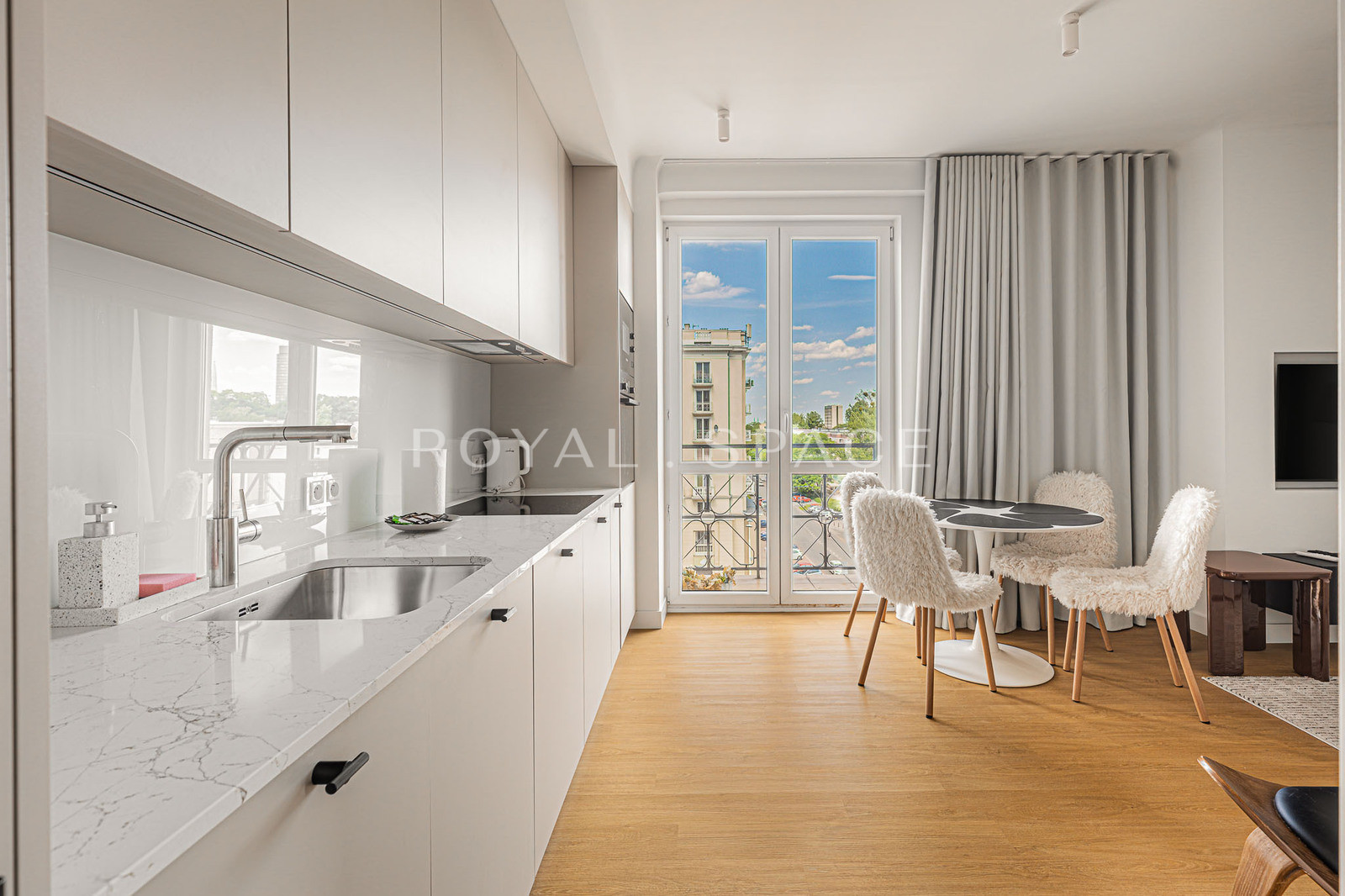 Elegancki apartament na warszawskim Muranowie