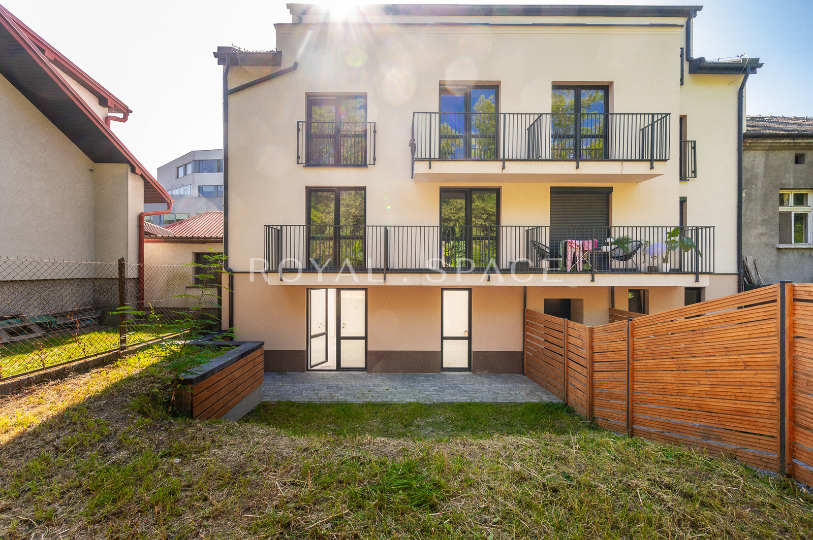 Charming Flat near Mateczny Roundabout!