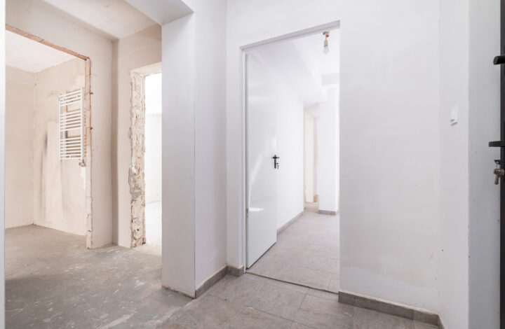 Charming Flat near Mateczny Roundabout!