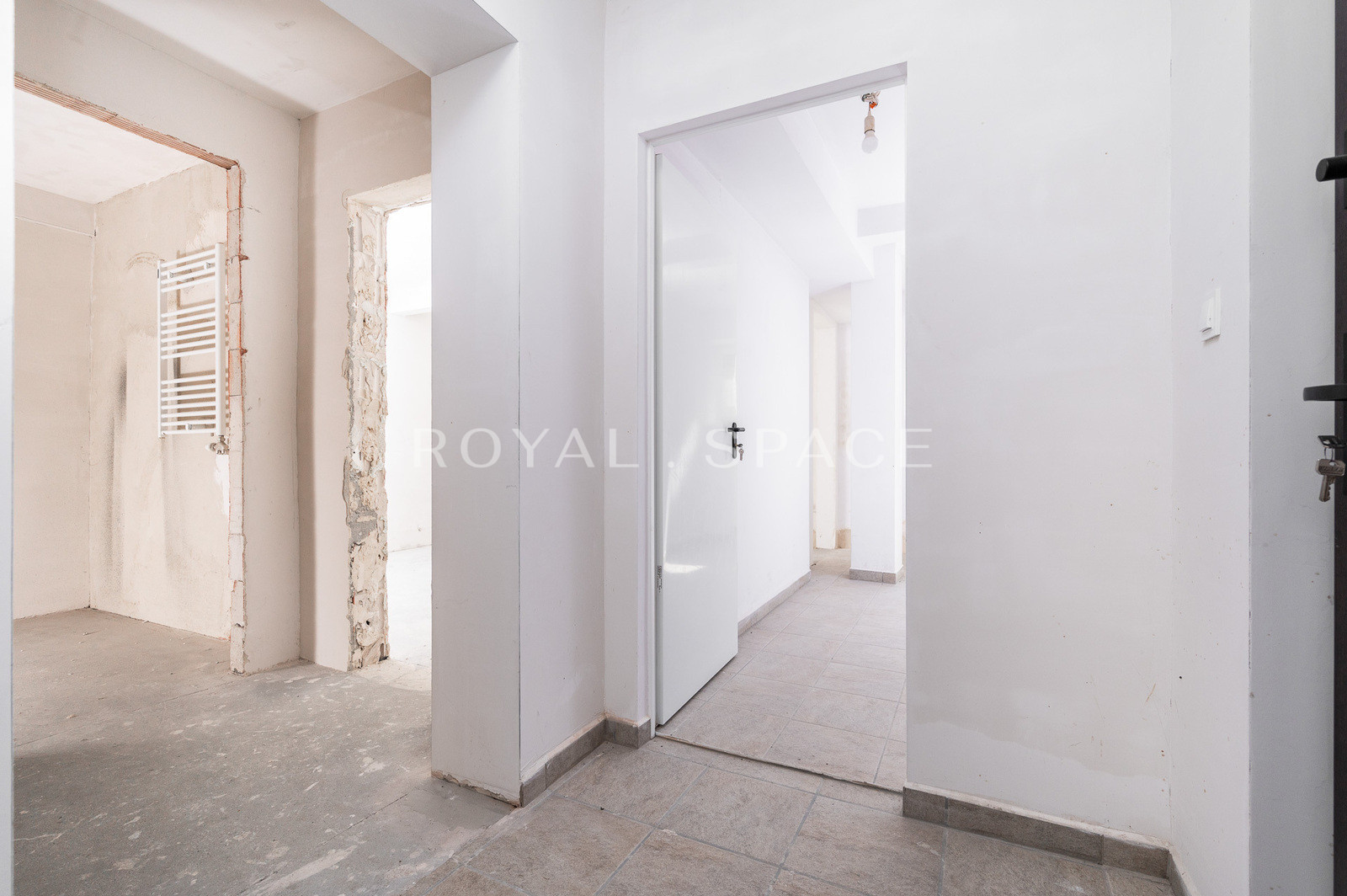 Charming Flat near Mateczny Roundabout!